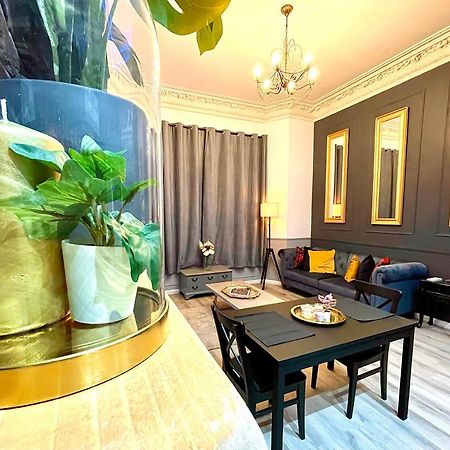 Adeamstays Provides Beautiful Centrally Located 1 And 2 Bed Apartments On Liverpools Boulevard Luaran gambar