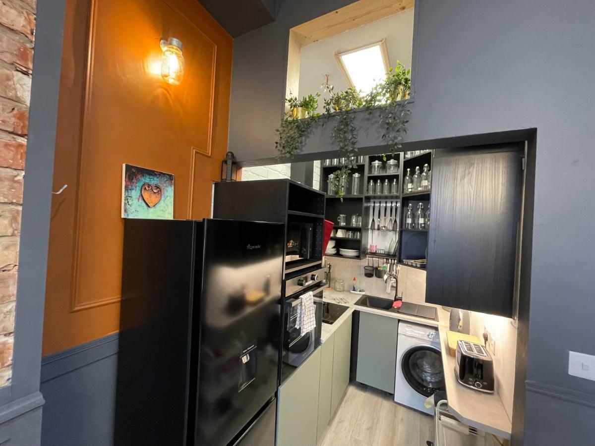 Adeamstays Provides Beautiful Centrally Located 1 And 2 Bed Apartments On Liverpools Boulevard Luaran gambar