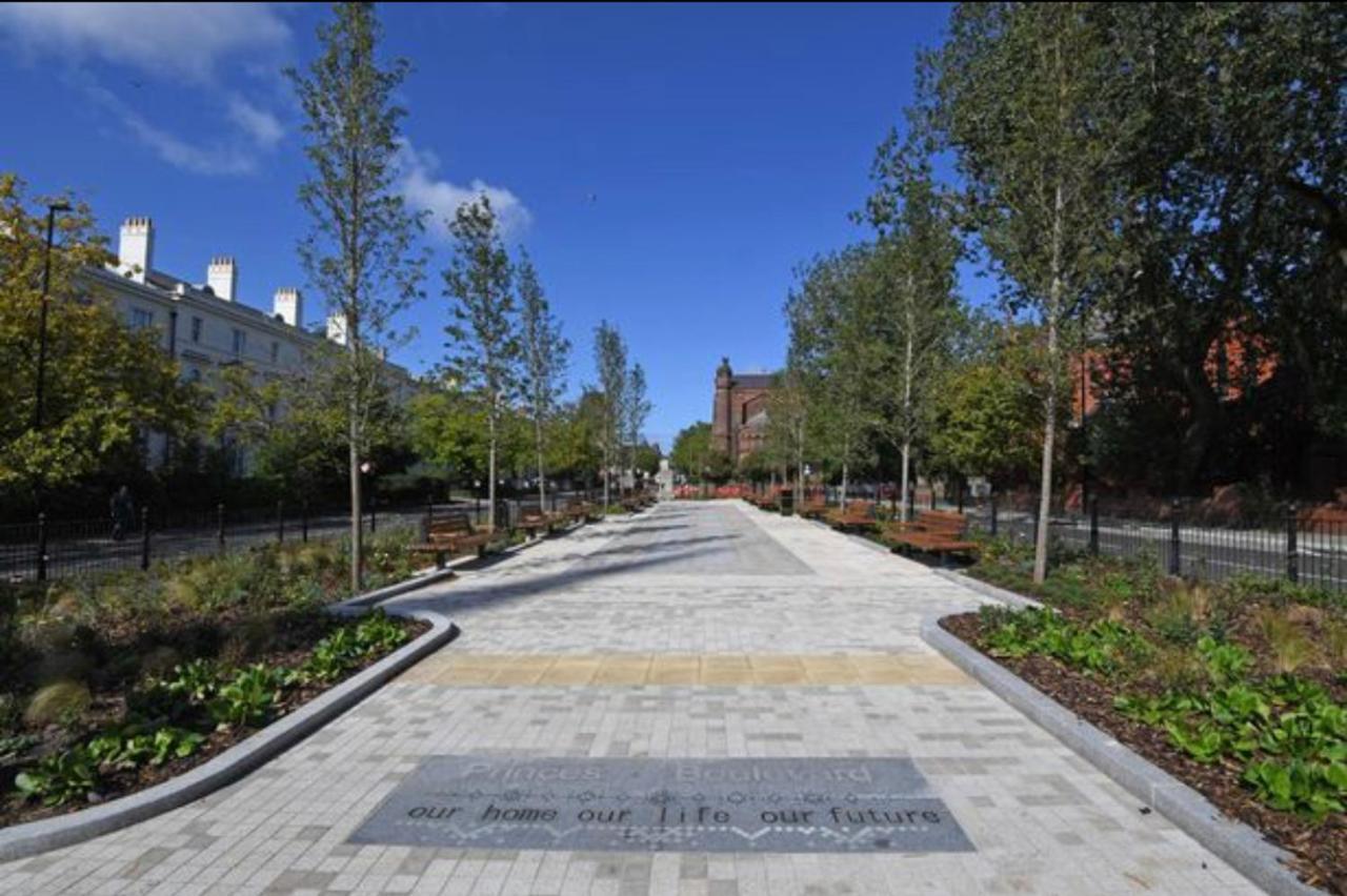 Adeamstays Provides Beautiful Centrally Located 1 And 2 Bed Apartments On Liverpools Boulevard Luaran gambar