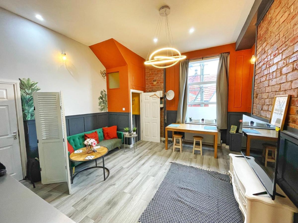 Adeamstays Provides Beautiful Centrally Located 1 And 2 Bed Apartments On Liverpools Boulevard Luaran gambar