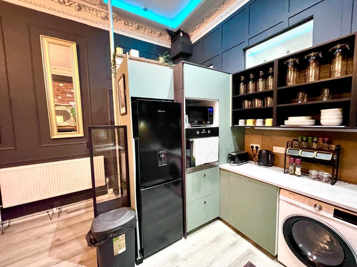 Adeamstays Provides Beautiful Centrally Located 1 And 2 Bed Apartments On Liverpools Boulevard Luaran gambar