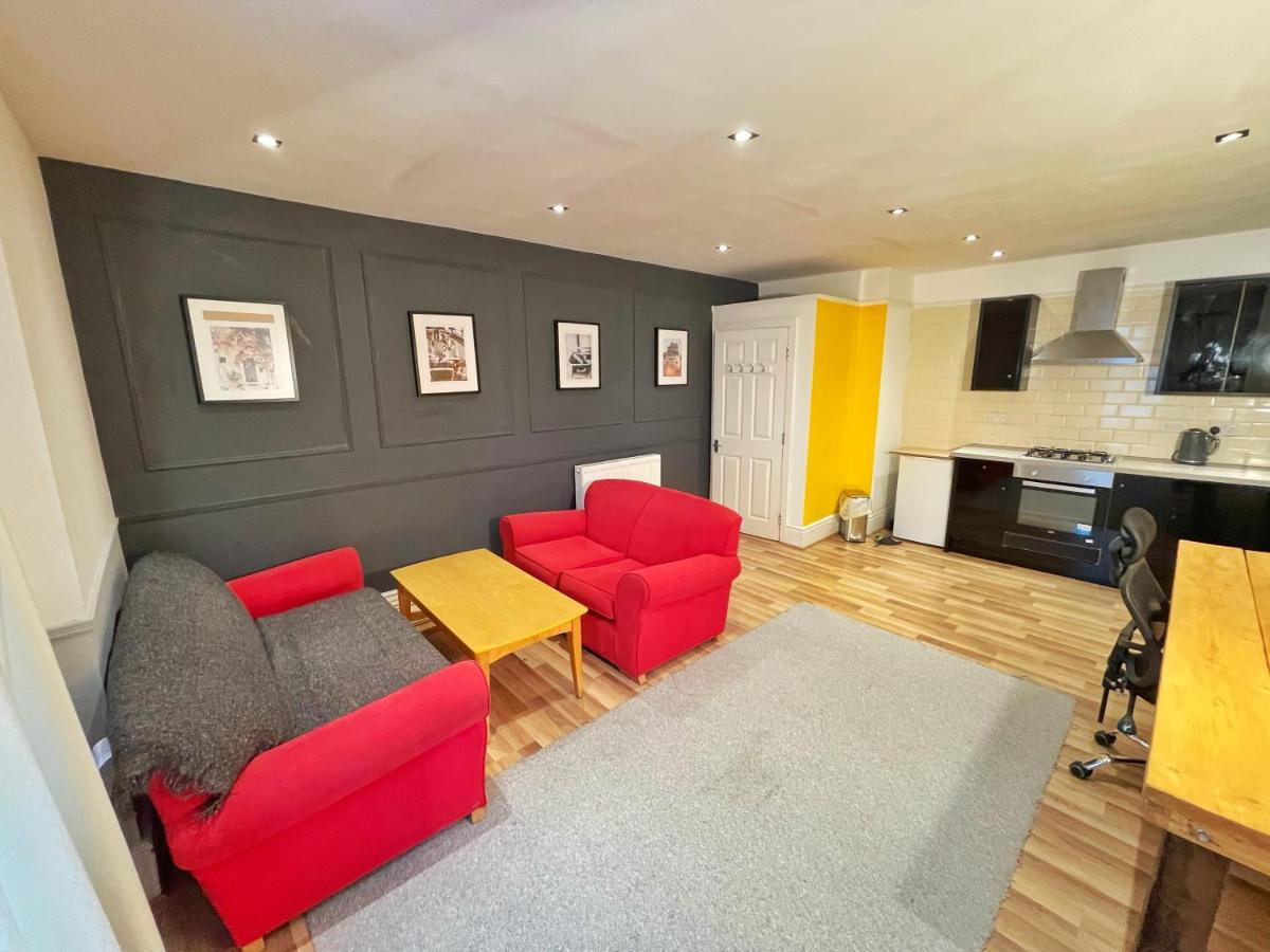 Adeamstays Provides Beautiful Centrally Located 1 And 2 Bed Apartments On Liverpools Boulevard Luaran gambar