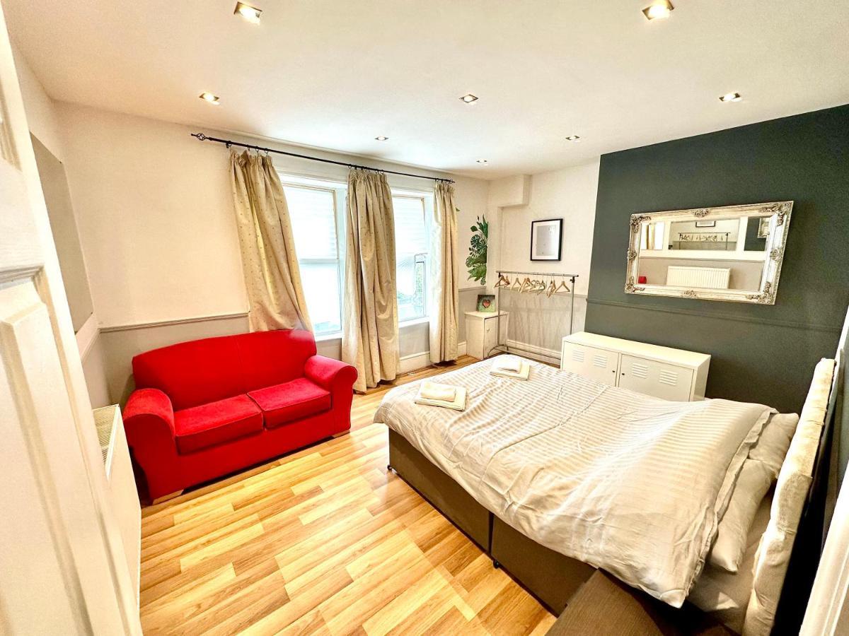 Adeamstays Provides Beautiful Centrally Located 1 And 2 Bed Apartments On Liverpools Boulevard Luaran gambar