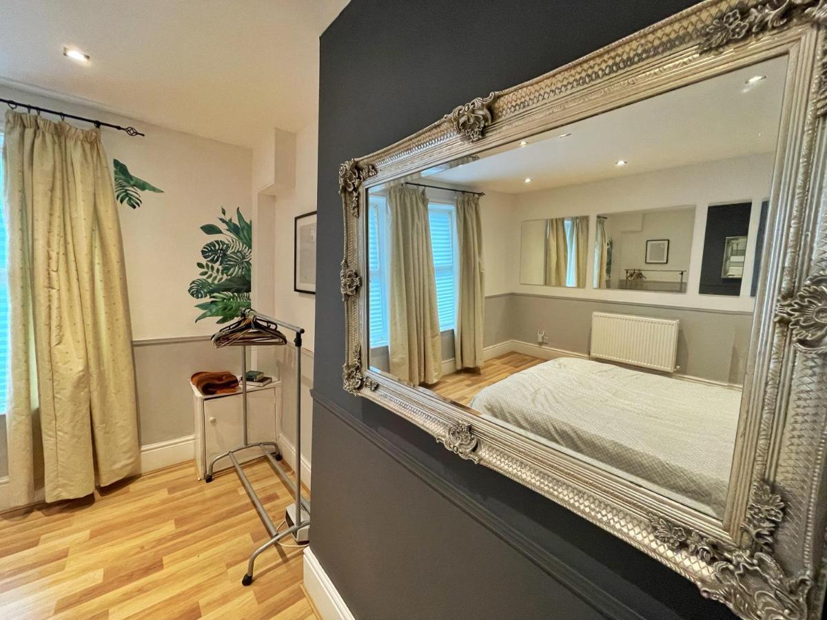Adeamstays Provides Beautiful Centrally Located 1 And 2 Bed Apartments On Liverpools Boulevard Luaran gambar