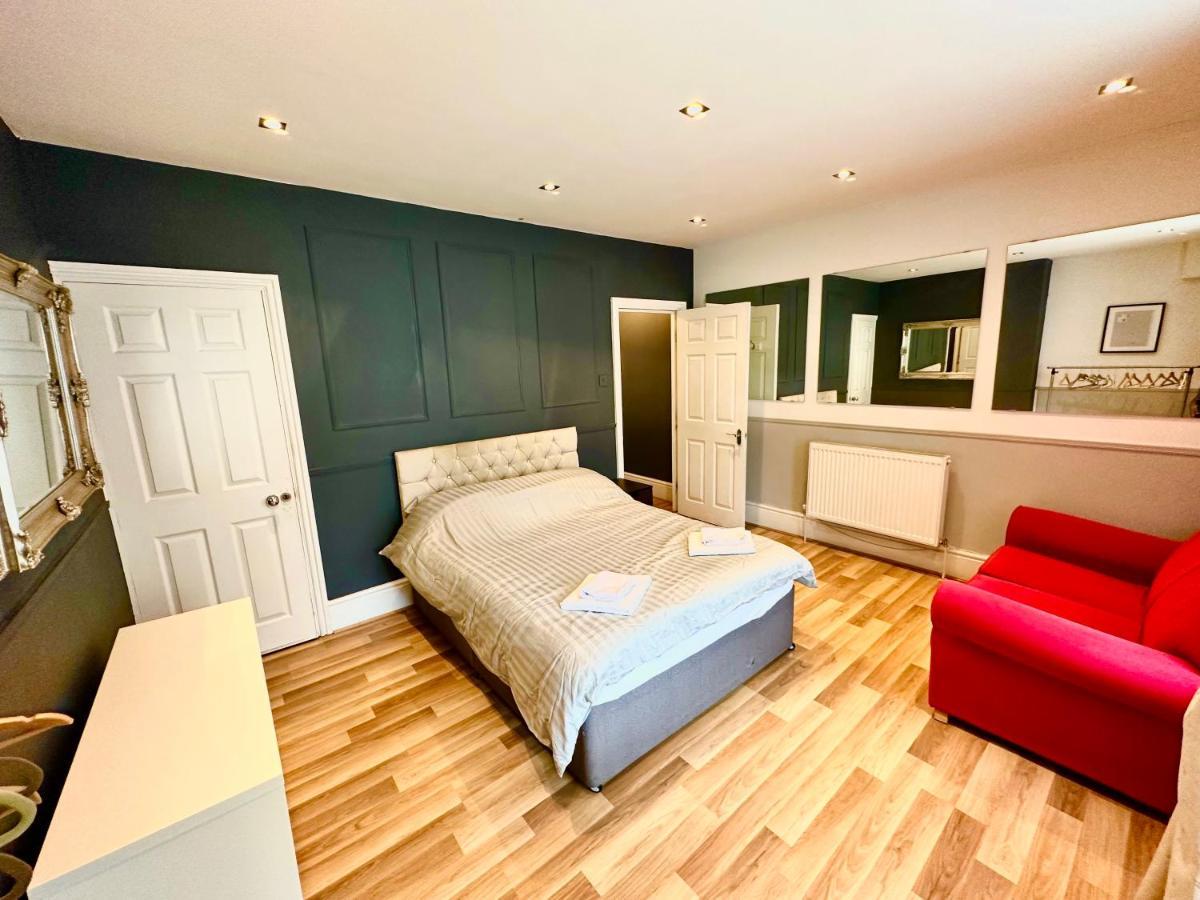 Adeamstays Provides Beautiful Centrally Located 1 And 2 Bed Apartments On Liverpools Boulevard Luaran gambar